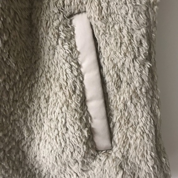 Patagonia Los Gatos Vest - Picture 3 of 4